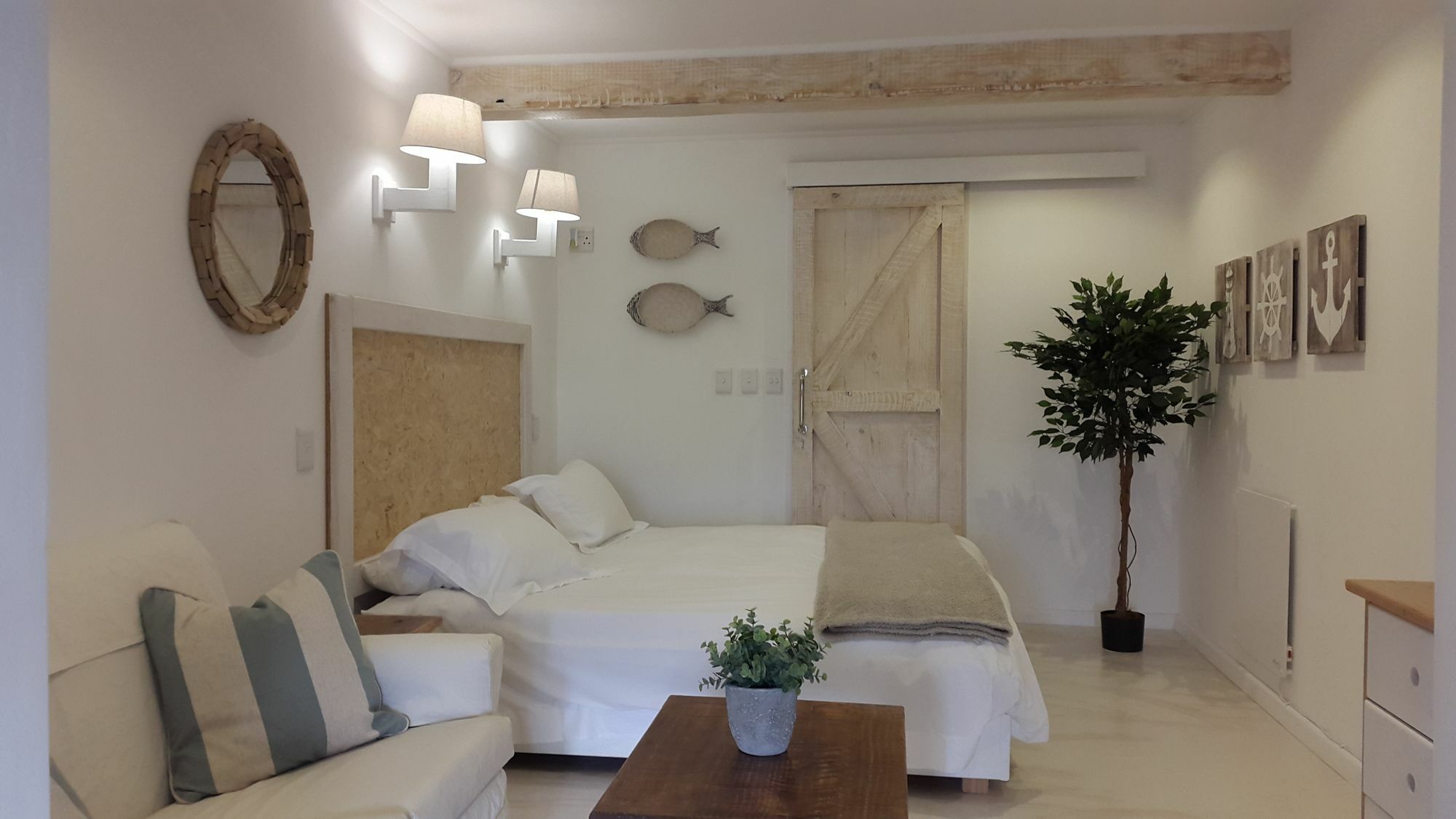 African Violet Guest Suites 努尔德霍克 外观 照片